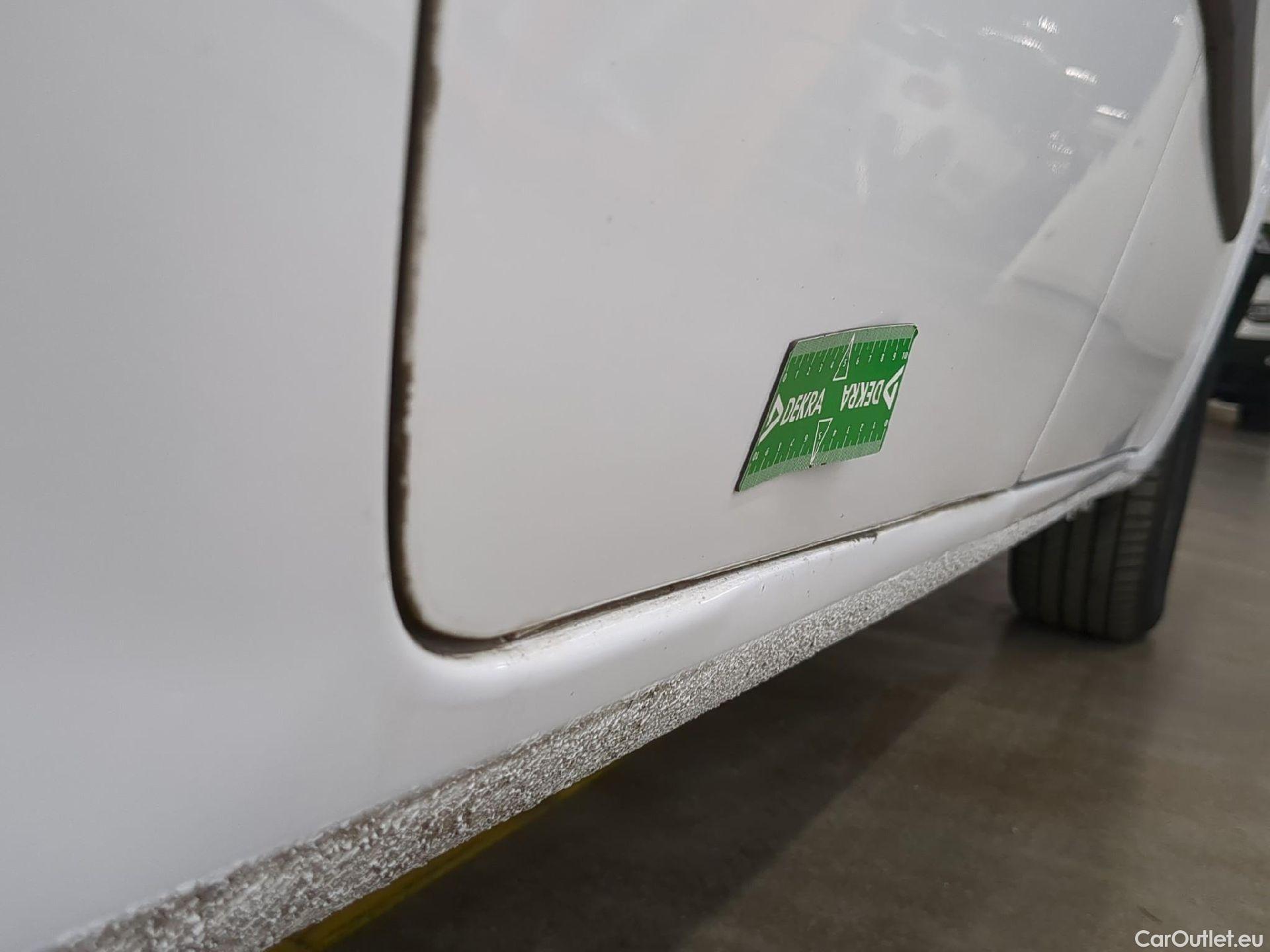  Renault  Kangoo  Express Maxi Grand Confort 1.5 dCi #44