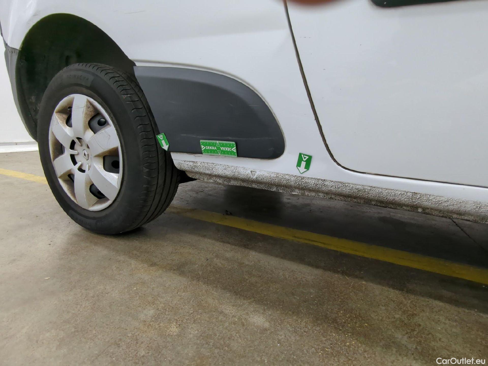  Renault  Kangoo  Express Maxi Grand Confort 1.5 dCi #46