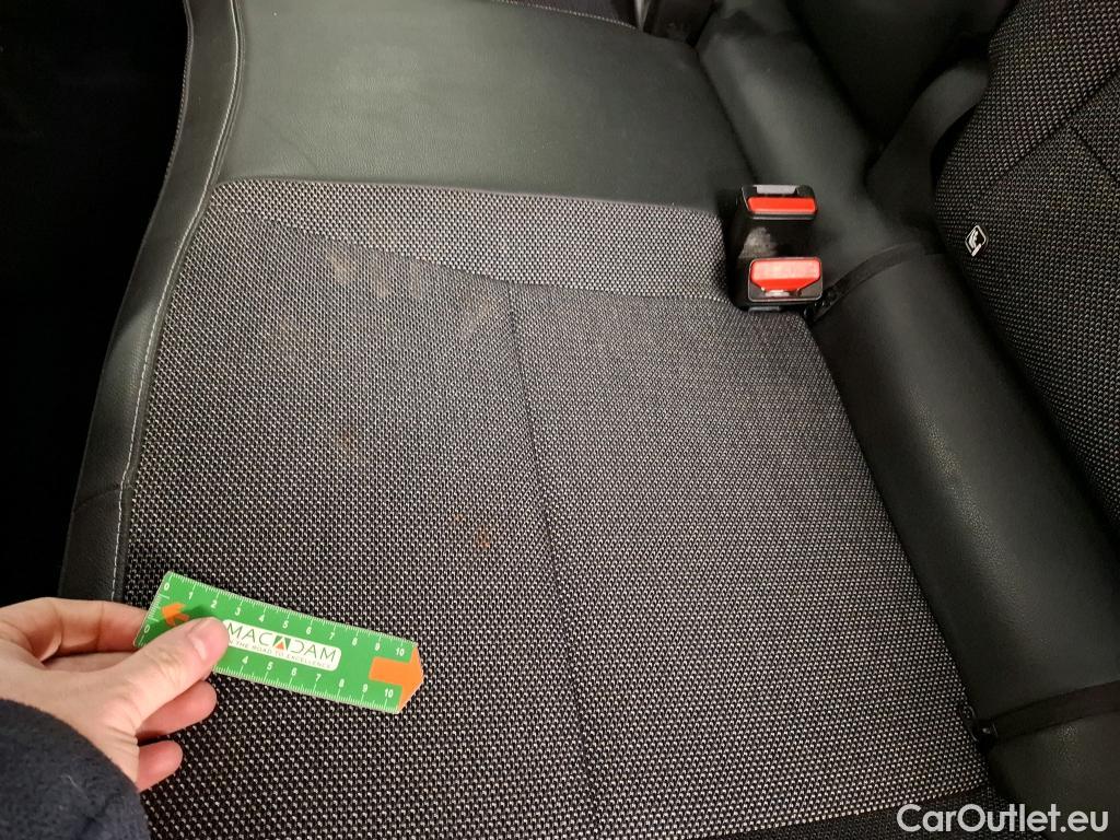  Renault  Captur  II Intens 1.6 E-TECH Plug-in 160CV BVA6 E6d / VO RECONDITIONNE - PHOTOS AVANT RECONDITIONNEMENT #10