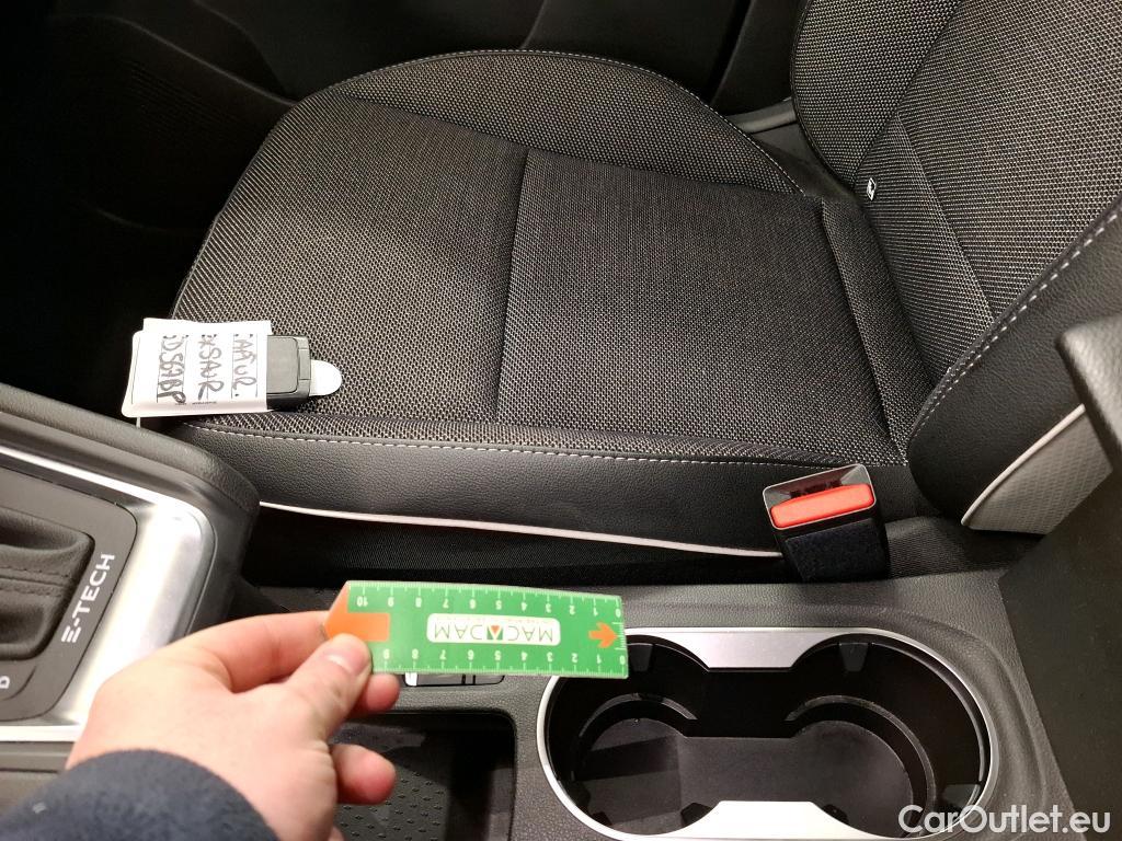  Renault  Captur  II Intens 1.6 E-TECH Plug-in 160CV BVA6 E6d / VO RECONDITIONNE - PHOTOS AVANT RECONDITIONNEMENT #12
