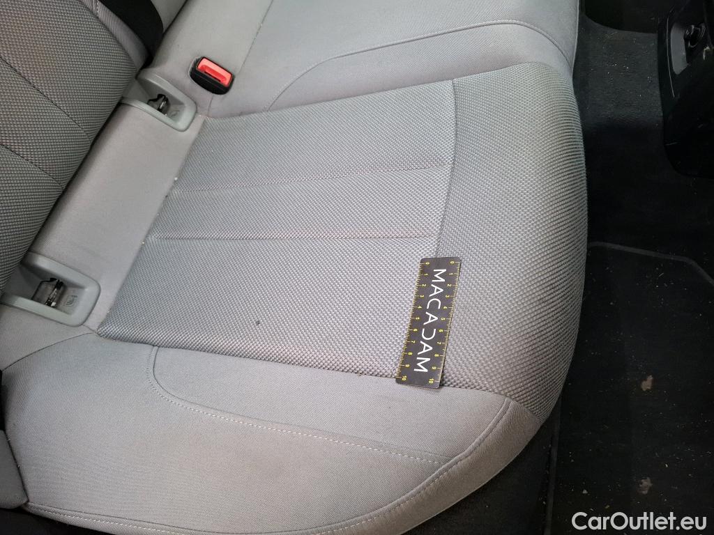  Audi  A4  Avant 30 TDI Business Line 2.0 TDI 135CV BVA7 E6d #24