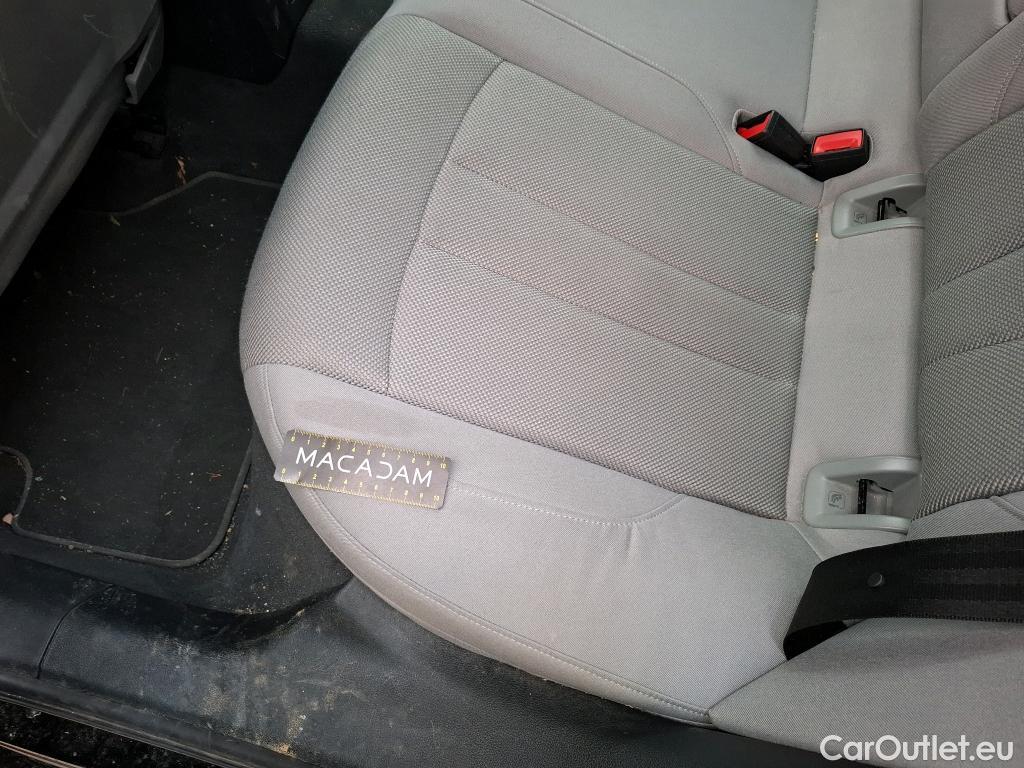  Audi  A4  Avant 30 TDI Business Line 2.0 TDI 135CV BVA7 E6d #25