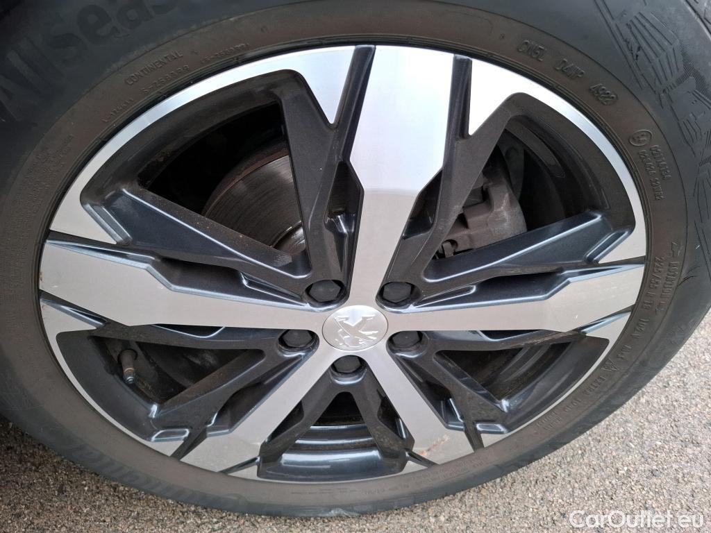  Peugeot  3008  Allure Pack 1.5 HDi 130CV BVA8 E6d #24