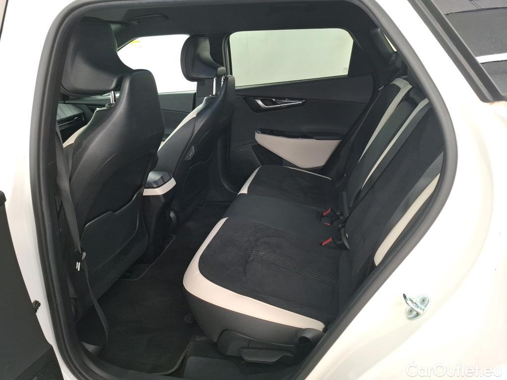  KIA  Ev6 KIA  / 2021 / 5P / SUV BEV 77.4 KWH GT-LINE #4