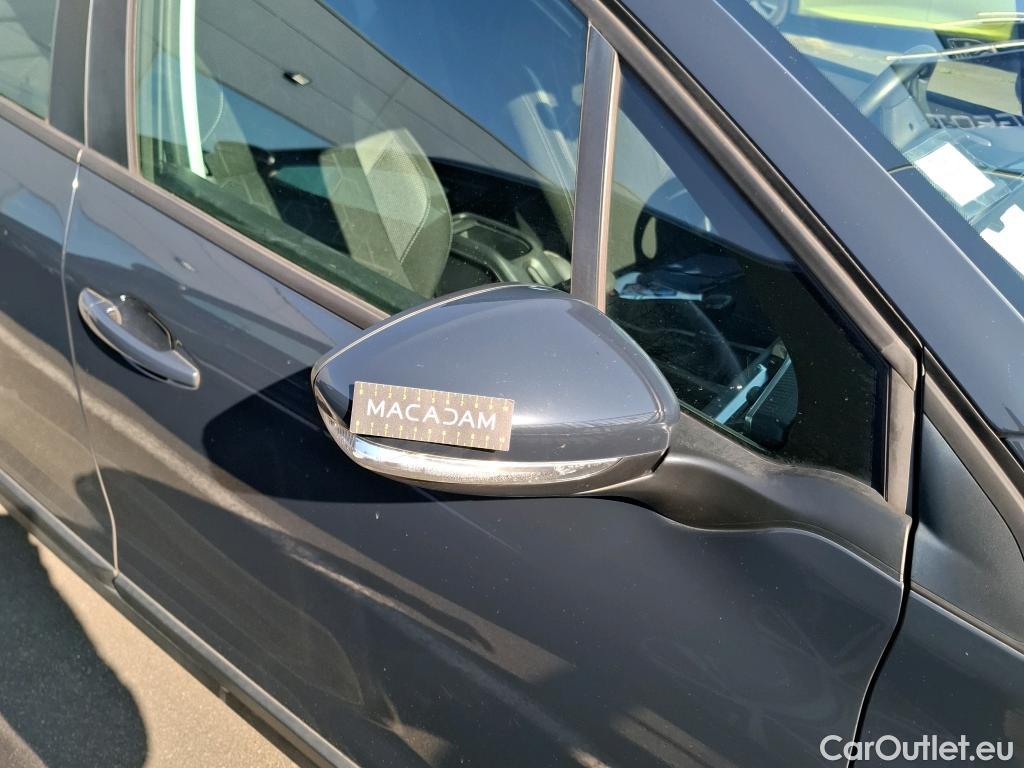  Peugeot  2008  Active Business 1.2 80CV BVM5 E6dT #22