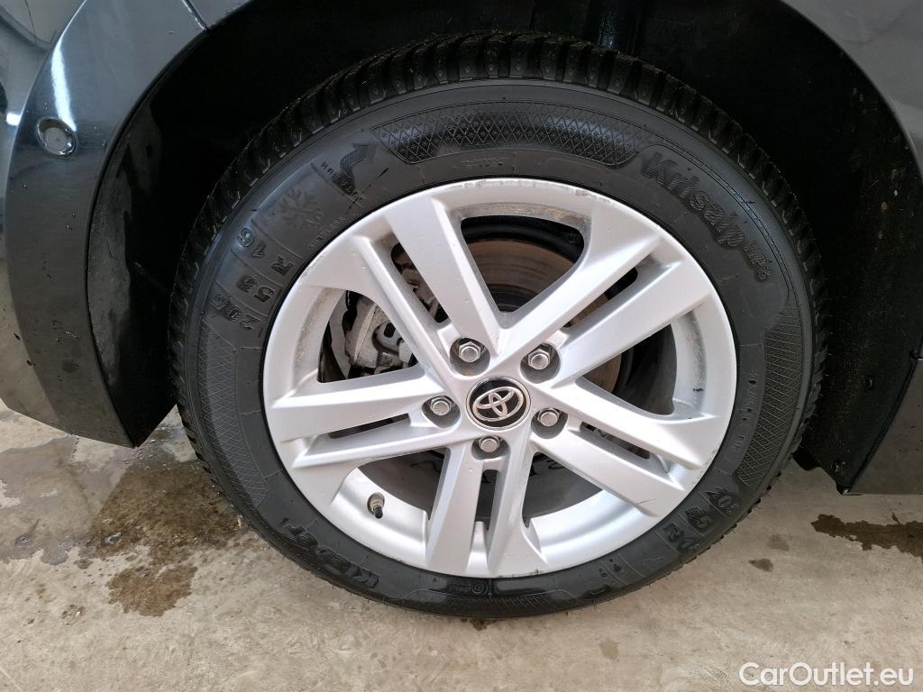  Toyota  Corolla TOYOTA  / 2018 / 5P / Berline Hybride 122h Dynamic Business Stage Acad #6
