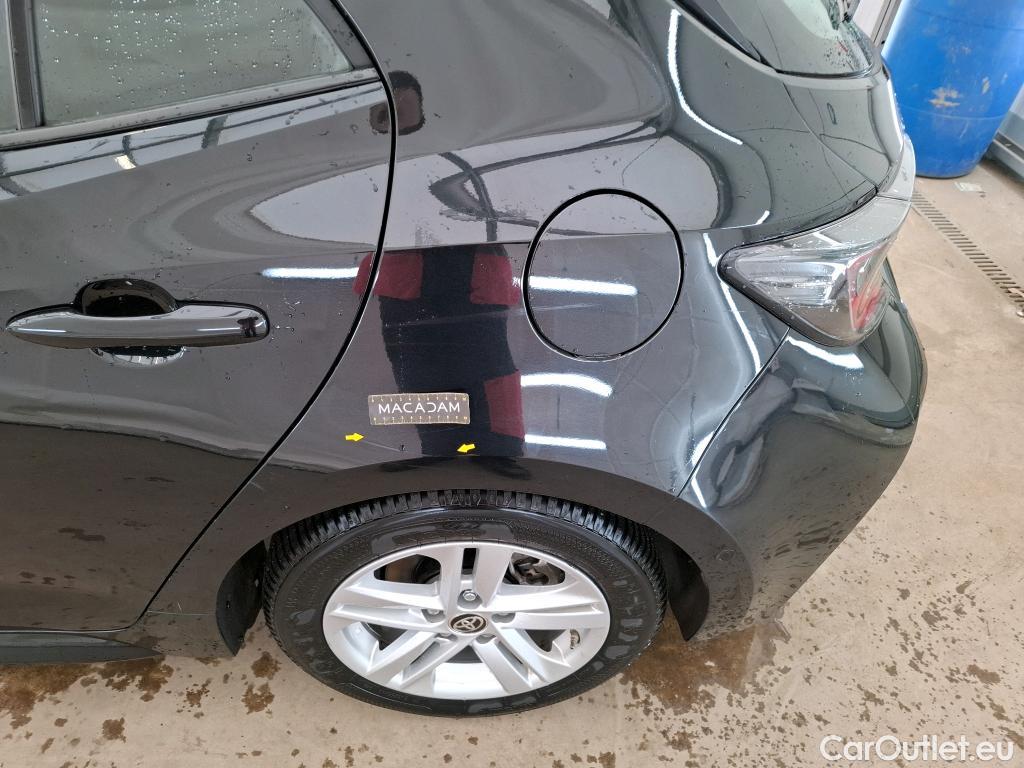  Toyota  Corolla TOYOTA  / 2018 / 5P / Berline Hybride 122h Dynamic Business Stage Acad #37