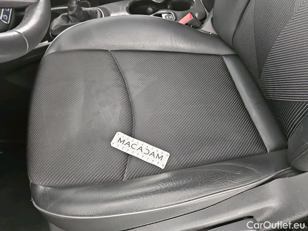  Fiat  500 FIAT X / 2018 / 5P / SUV 1.0 FFly T T3 120ch Cross #24