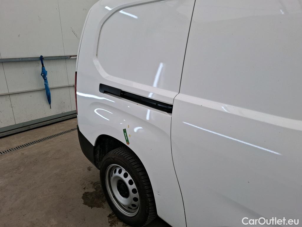  Peugeot  Partner PEUGEOT  / 2018 / 4P / Fourgonnette BLUEHDI 100 S&S LONG 950KG PREMIUM #10