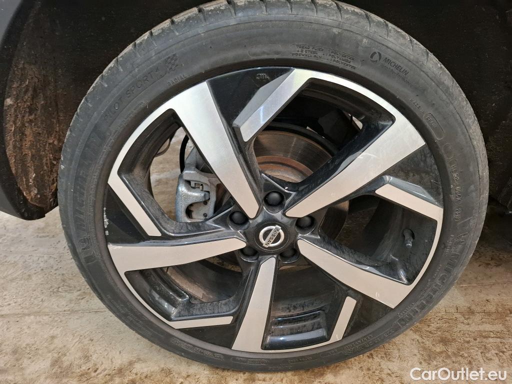 Nissan  Qashqai NISSAN  / 2017 / 5P / Crossover 1.3 DIG-T 160 DCT Tekna #32