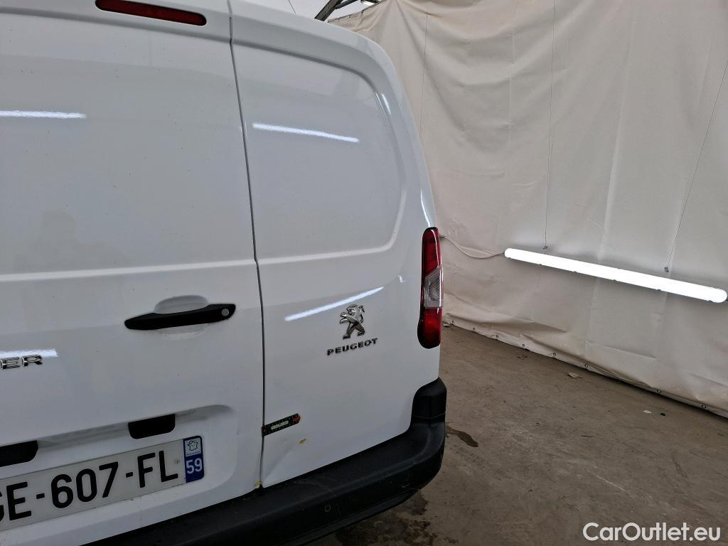  Peugeot  Partner PEUGEOT  / 2018 / 4P / Fourgonnette BLUEHDI 100 S&S LONG 950KG PREMIUM #6