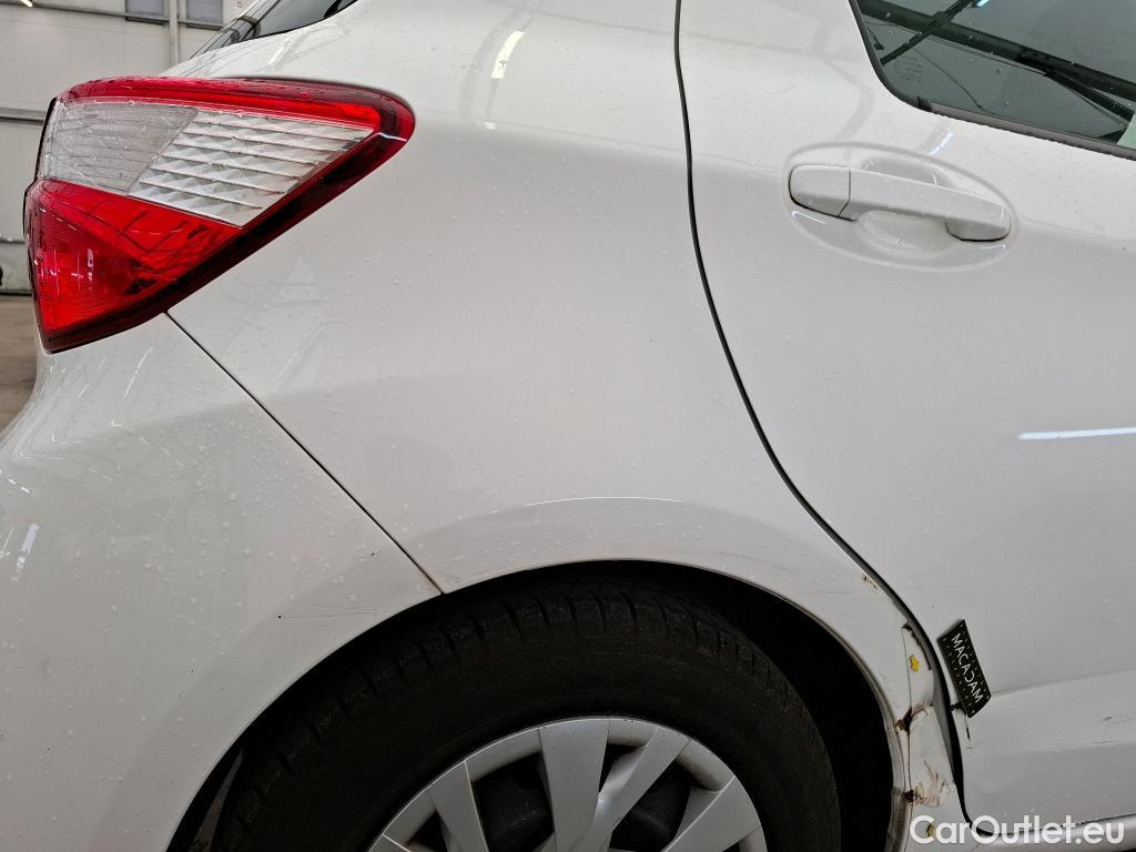  Toyota  Yaris  Hybride Affaires / 2017 / 5P / Berline / VU 1.5 VVT-I HYBRID AUTO France Business  #5