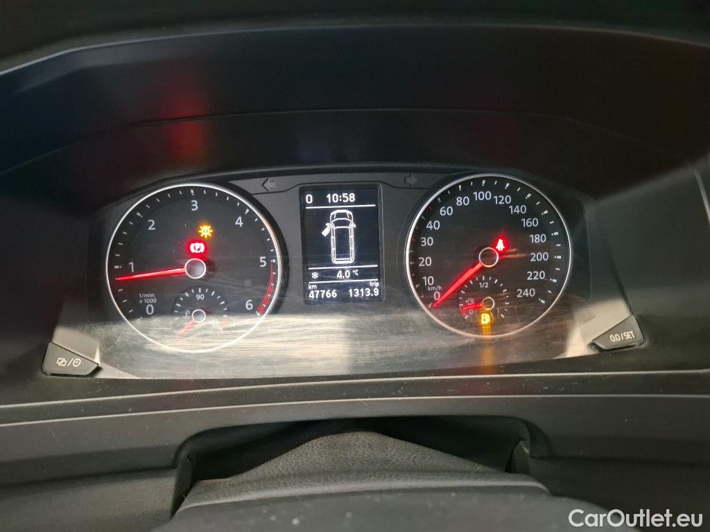  Volkswagen  Transporter T6  Fourgon lang 2.0 TDI 150CV BVM6 E6 #13