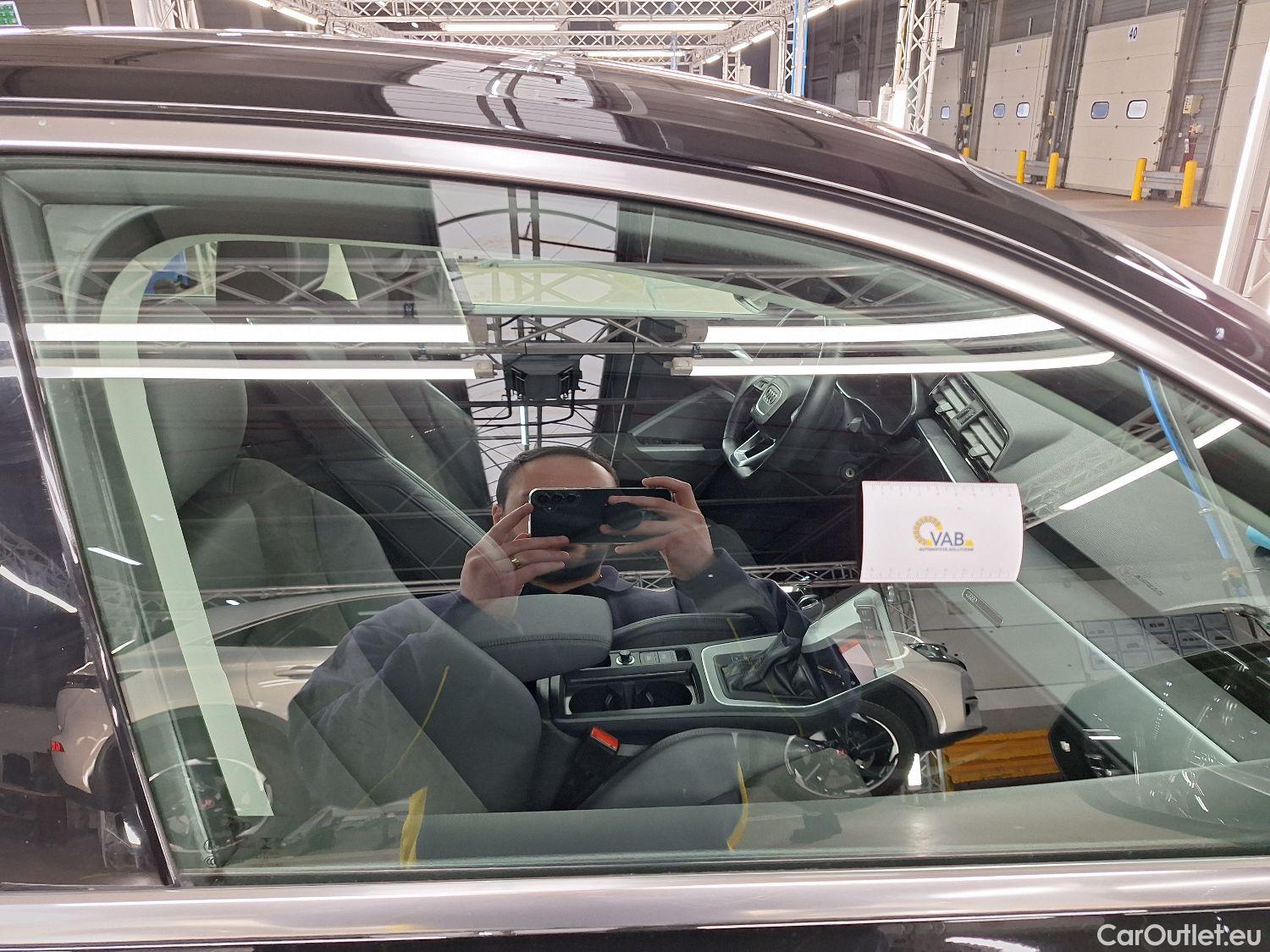  Audi  Q3 Audi,  SB '19, Audi  Sportback 35 TDI S tronic S Line Business  #6