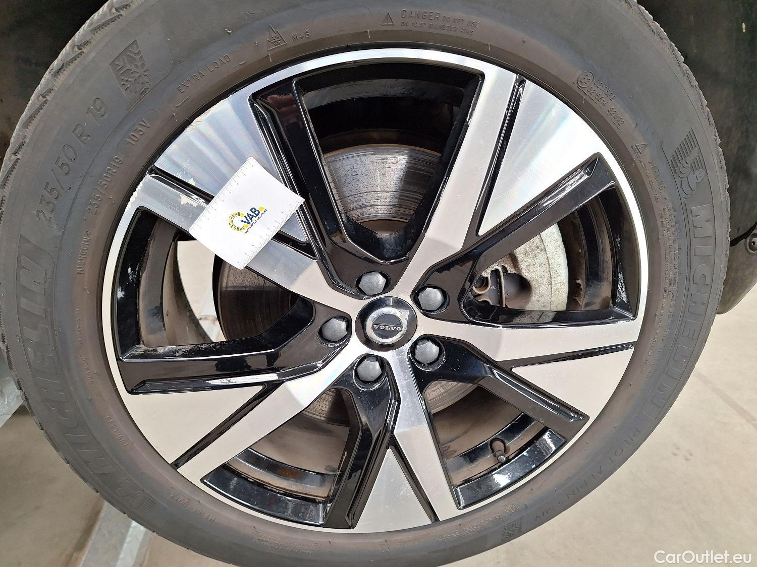  Volvo  XC 40 Volvo, XC40 '17, Volvo XC40 P8 4x4 Recharge R-Design 5d #10