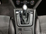  Volkswagen  Passat Volkswagen  Variant 1.5 TSI OPF DSG7 Elegance Business 5d #38