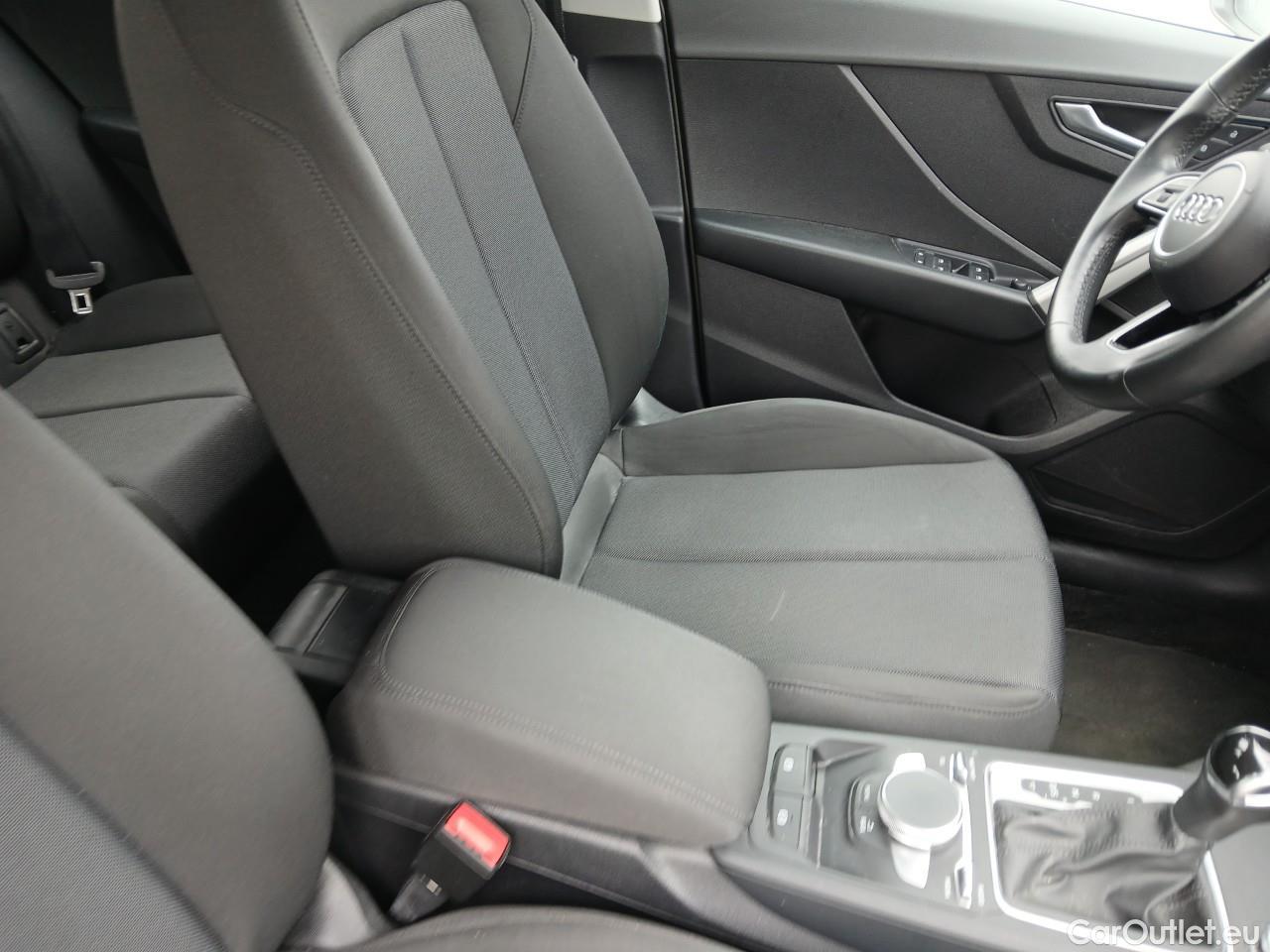  Land Rover  Discovery AUDI Q2 / 2020 / 5P / todoterreno Advanced 30 TDI 85kW (116CV) S tronic #3