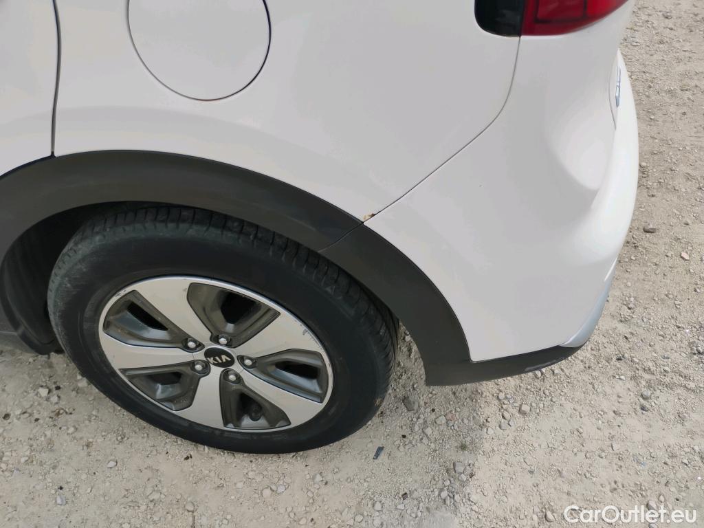  KIA  Niro  Drive 1.6 105CV AT6 E6 #7