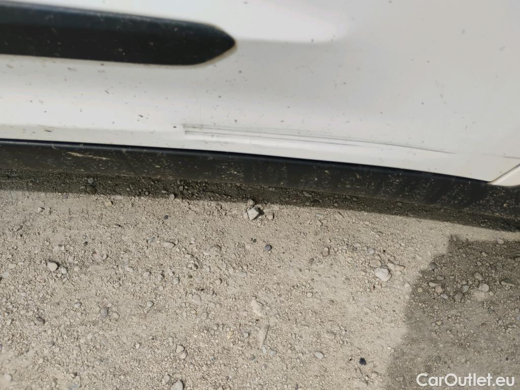  KIA  Niro  Drive 1.6 105CV AT6 E6 #4