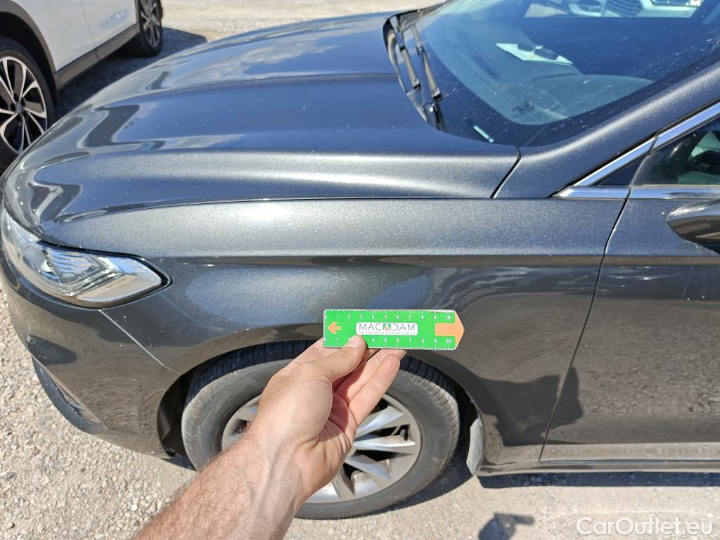 Ford  Mondeo FORD  / 2014 / 5P / berlina con portón 2.0 TDCi 110kW (150CV) Titanium 235 #38