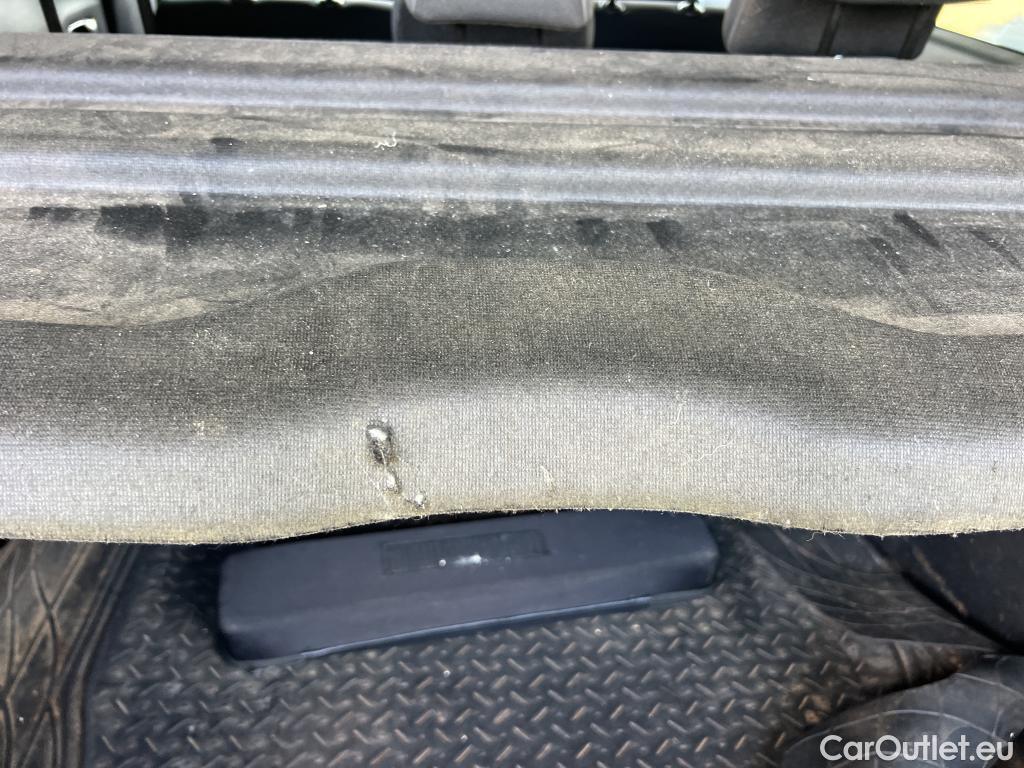  Citroen  C4 Cactus  Shine 1.2 PureTech 80CV MT5 E6 #22