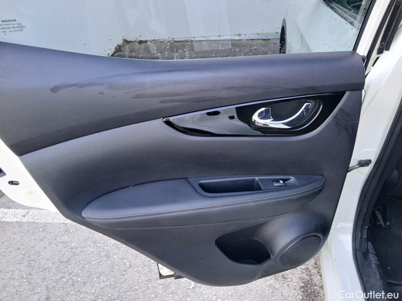  Nissan  Qashqai NISSAN  / 2017 / 5P / todoterreno dCi 85 kW (115 CV) ACENTA #1