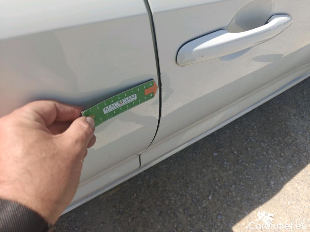  Toyota  Corolla TOYOTA  / 2019 / 4P / sedán 1.8 125H ADVANCE E-CVT SEDAN #21