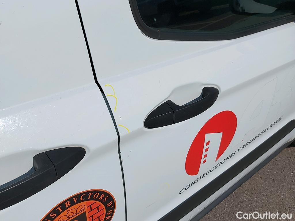  Ford  Transit FORD  Courier/2014/4P/furgón der.turis Van 1.5 TDCi 56kW Trend #41
