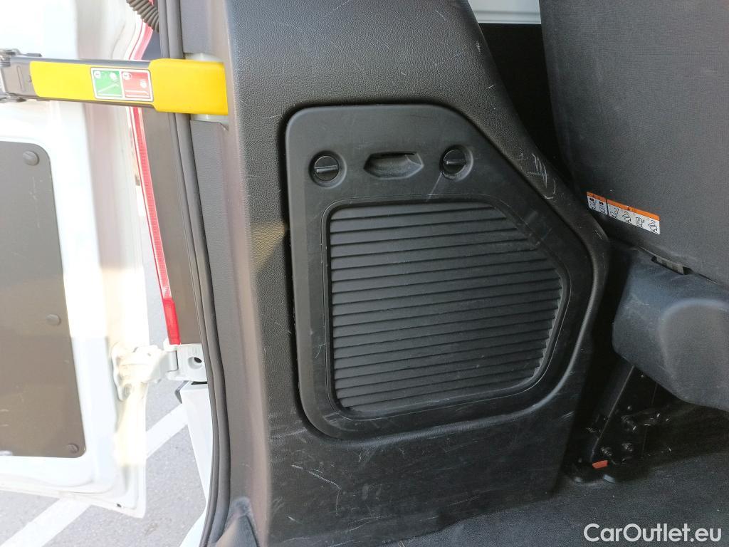  Ford  Transit FORD  Custom / 2012 / 4P / combi Kombi 2.0 TDCI 96kW 320 L1 Trend MHEV #26