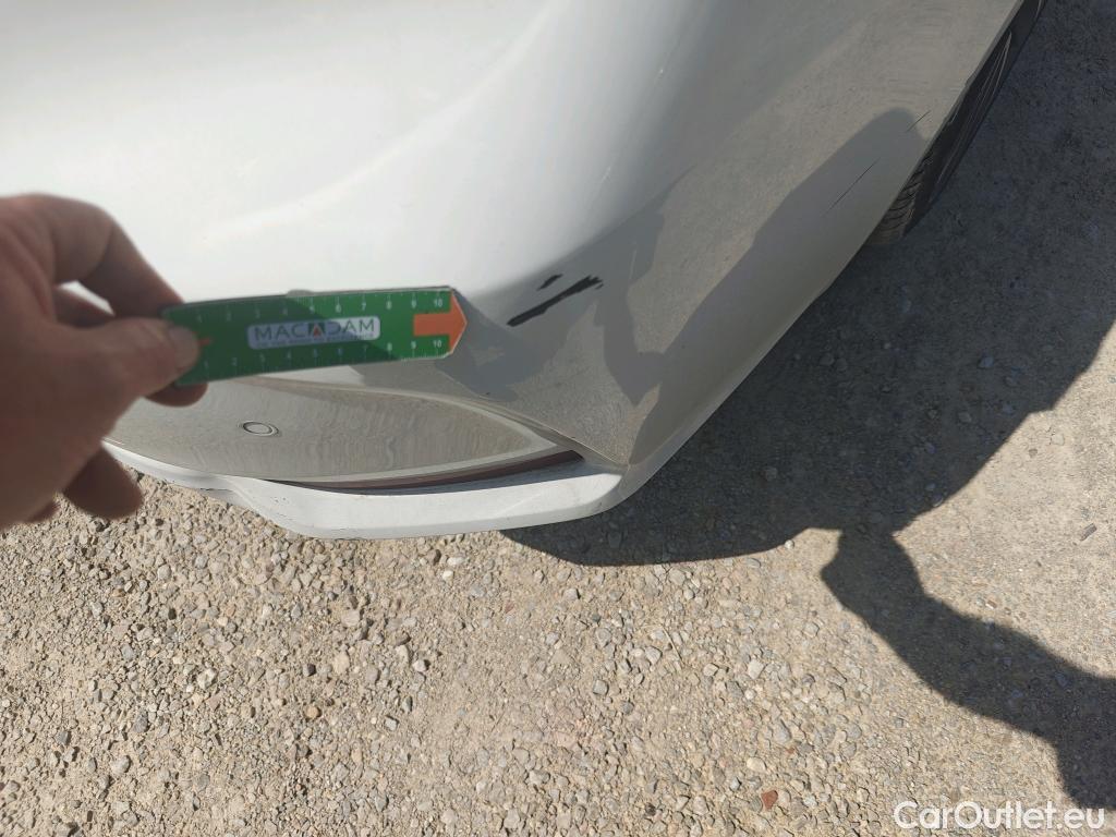  Toyota  Corolla TOYOTA  / 2019 / 4P / sedán 1.8 125H ADVANCE E-CVT SEDAN #28