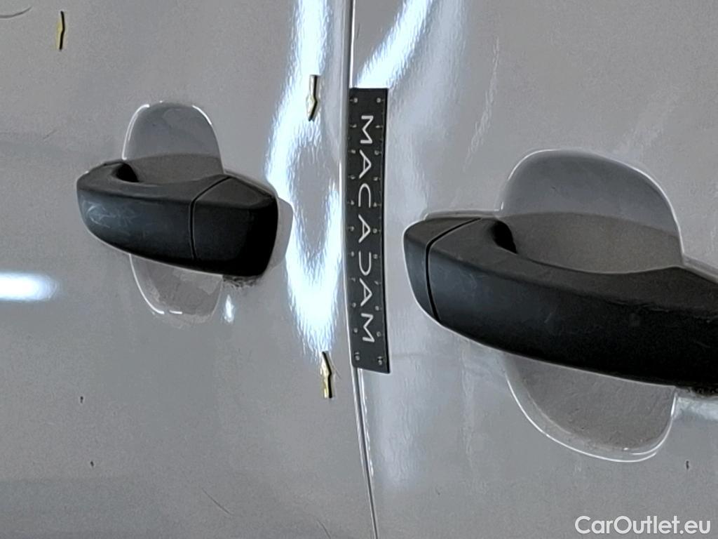  Peugeot  Partner PEUGEOT  / 2018 / 4P / Fourgonnette Taille M 650kg BlueHDi 100 S&S BVM6 #20