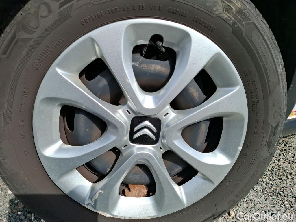  Citroen  C3 CITROEN  Société VU 5p Berline BlueHDi 100  BVM6 Feel Nav #8