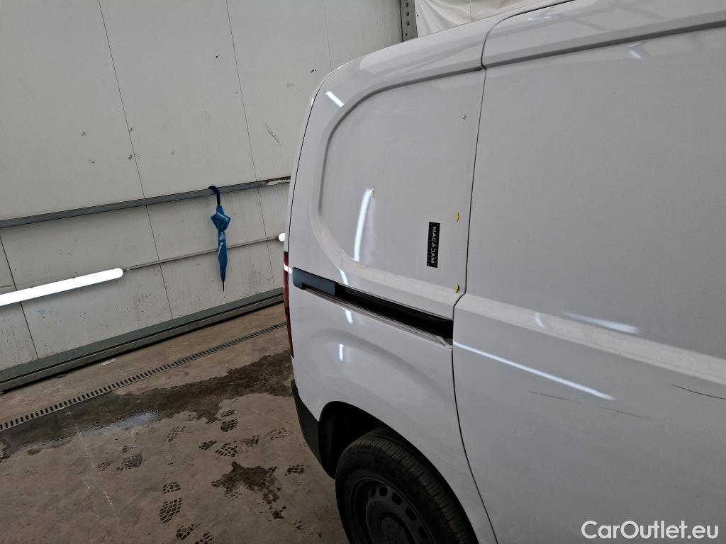  Peugeot  Partner PEUGEOT  / 2018 / 4P / Fourgonnette Taille M 650kg BlueHDi 100 S&S BVM6 #11