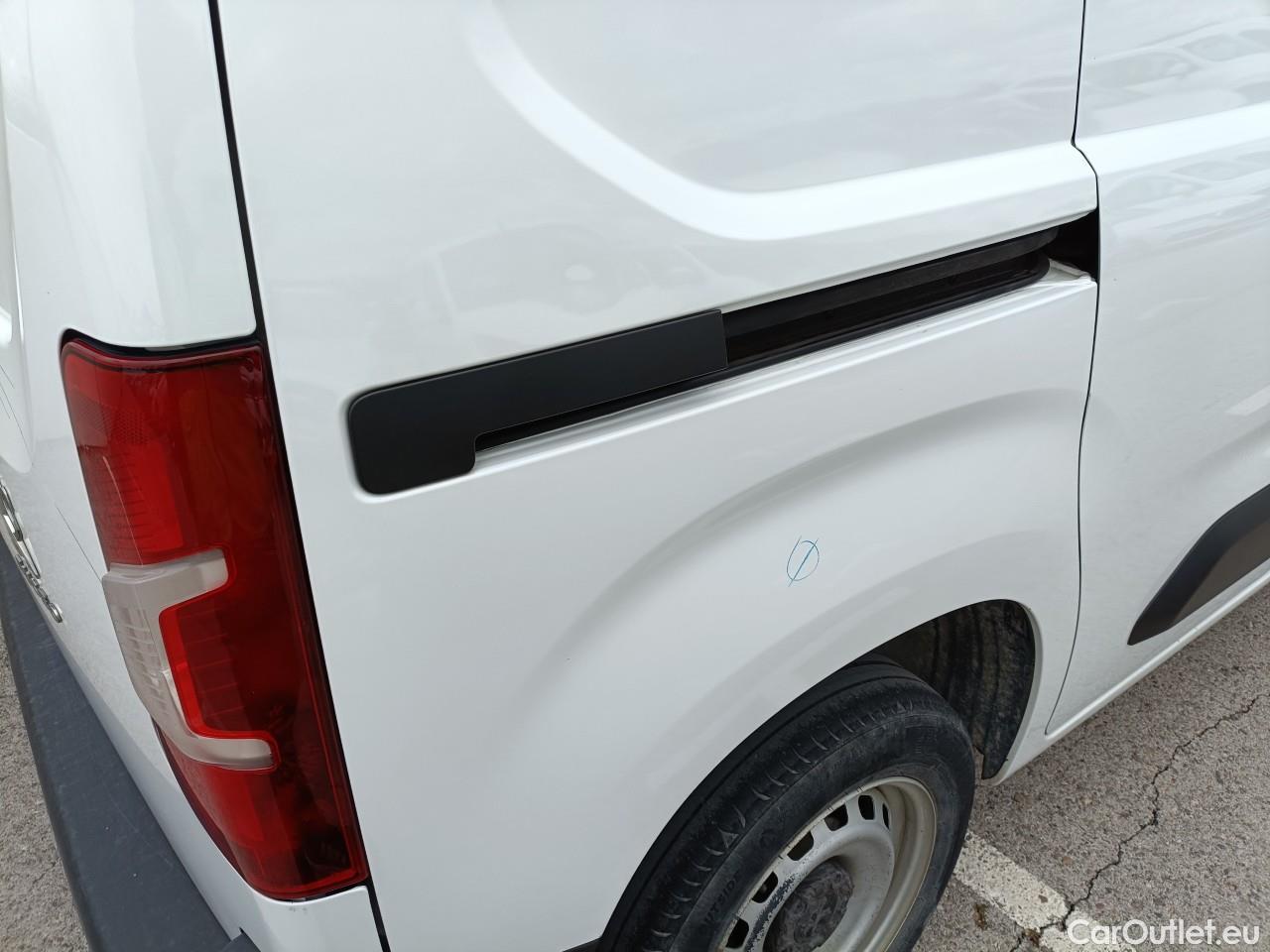  Peugeot  Partner PEUGEOT  / 2018 / 3P / furgón derivado de turismo Pro Standard 600kg BlueHDi 73kW (AC) #20