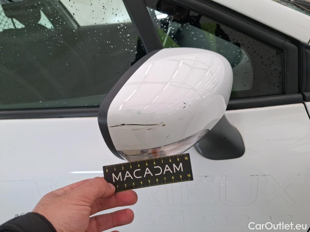  Renault  Clio  IV Air MediaNav 1.5 dCi 75CV BVM5 E6 #48