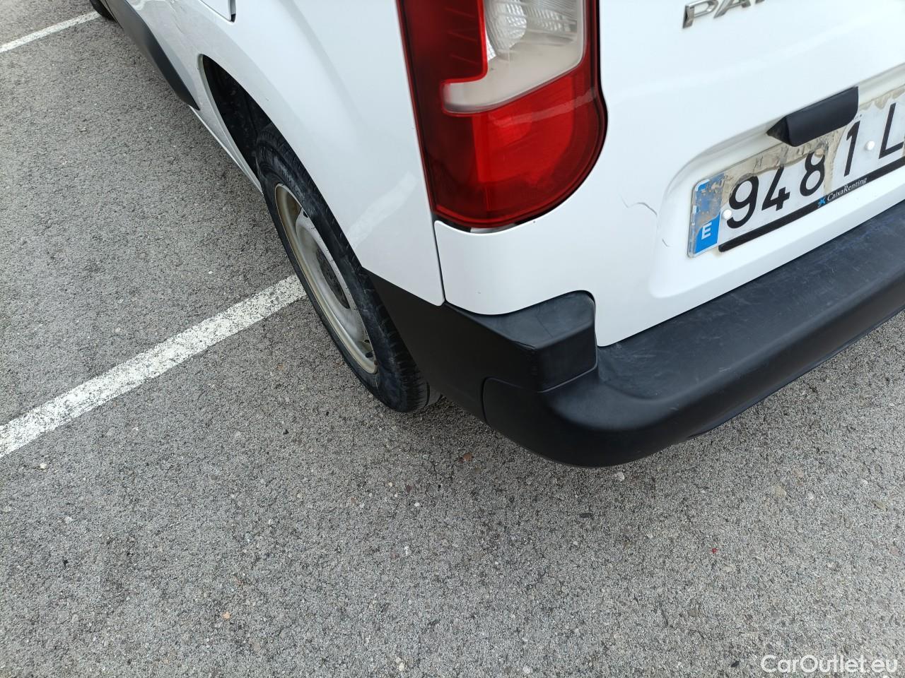 Peugeot  Partner PEUGEOT  / 2018 / 3P / furgón derivado de turismo Pro Standard 600kg BlueHDi 73kW (AC) #12
