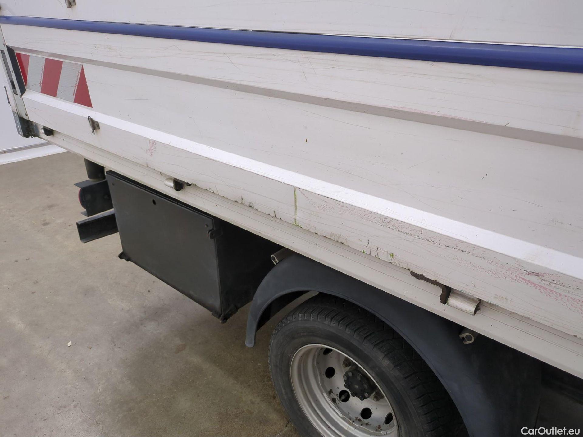  Renault  Maxity Renault V.I.  VU 2p Châssis cabine 140.35/6 CC L1 E5 #31