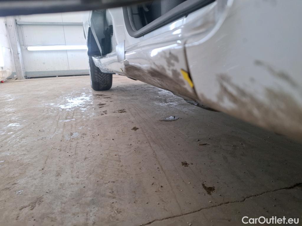  Renault  Clio  IV Air MediaNav 1.5 dCi 75CV BVM5 E6 #16