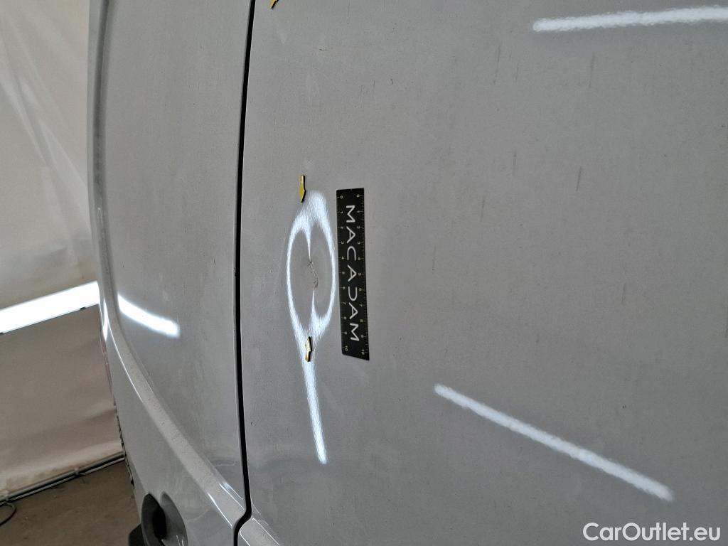  Peugeot  Partner PEUGEOT  / 2018 / 4P / Fourgonnette Taille M 650kg BlueHDi 100 S&S BVM6 #24
