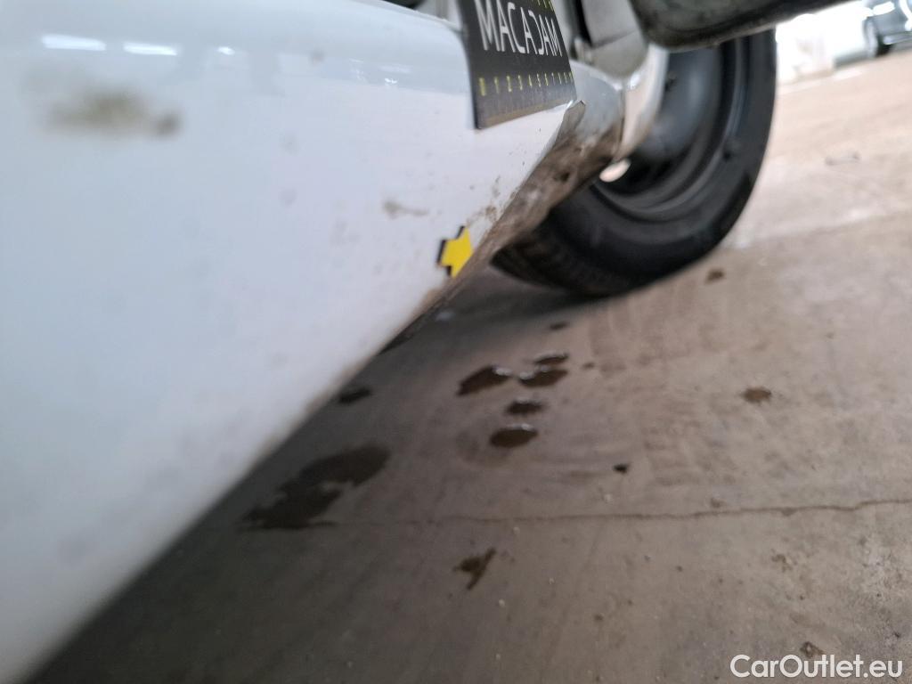  Renault  Clio  IV Air MediaNav 1.5 dCi 75CV BVM5 E6 #17
