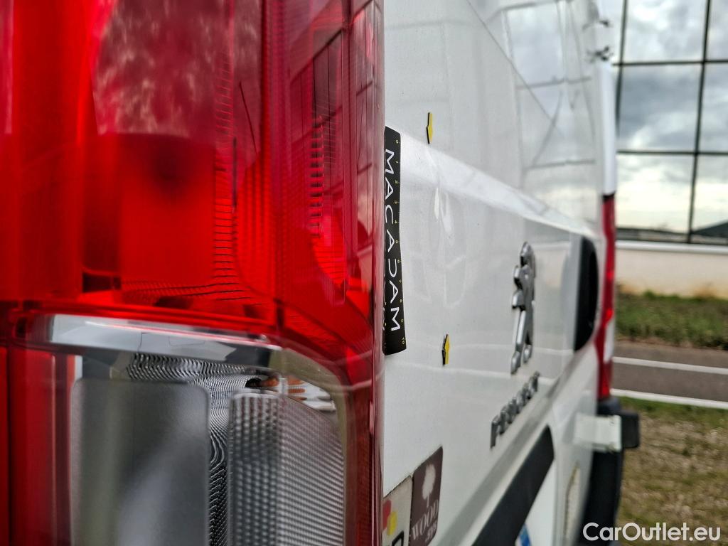  Peugeot  Boxer PEUGEOT  / 2014 / 4P / Fourgon tôlé BLUEHDI 110 PREMIUM 335 L2H2 #17
