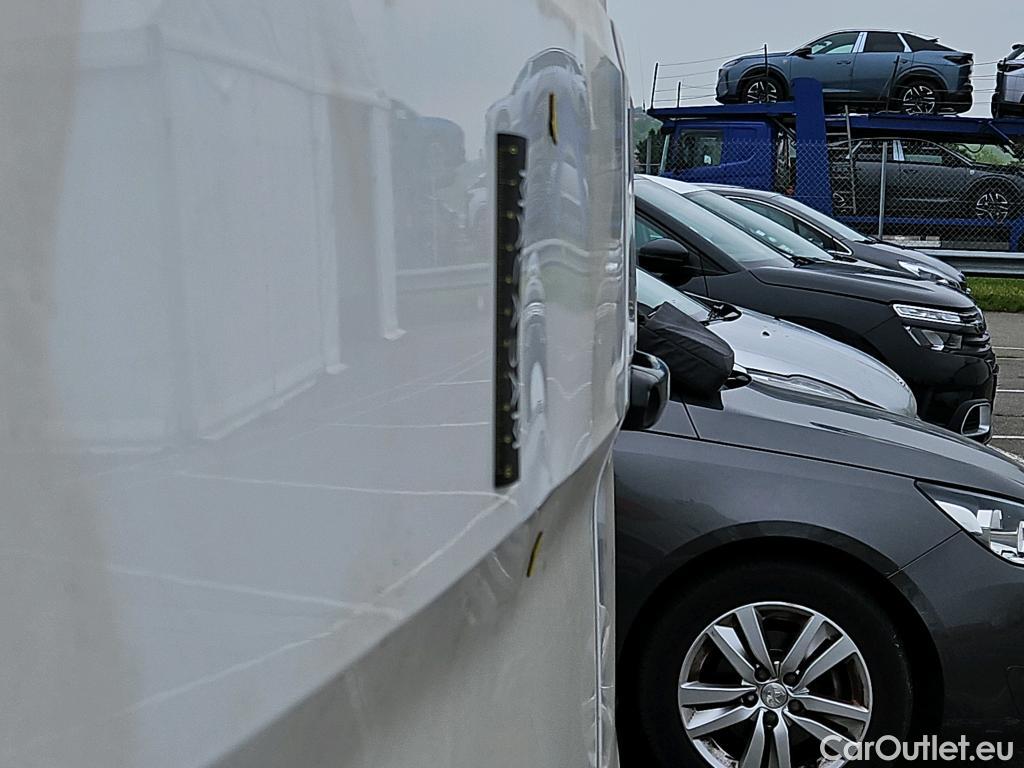  Volkswagen  Crafter  Fourgon Fourgon 30 mittlerer Radstand mit Hochdach FWD 2.0 #45