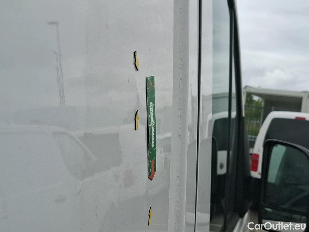  Volkswagen  Crafter  Fourgon Fourgon 30 mittlerer Radstand mit Hochdach FWD 2.0 #57