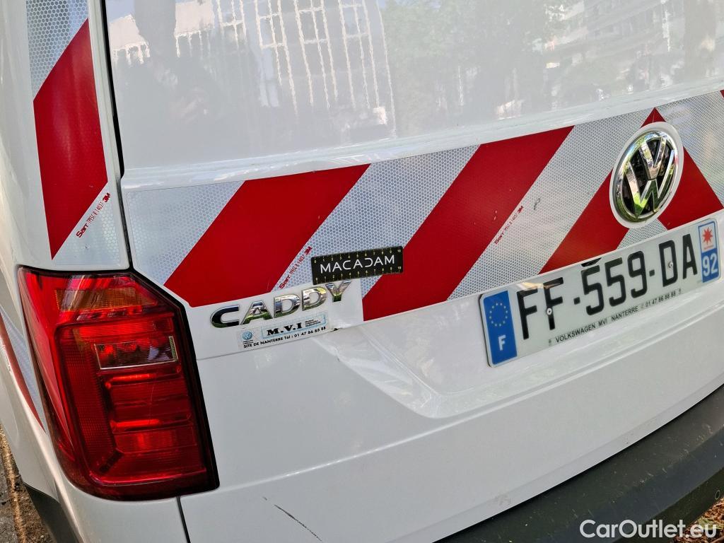  Volkswagen  Caddy VOLKSWAGEN  Maxi Van / 2015 / 4P / Fourgonnette 2.0 TDI MAXI 122 4MOTION Business Line #29