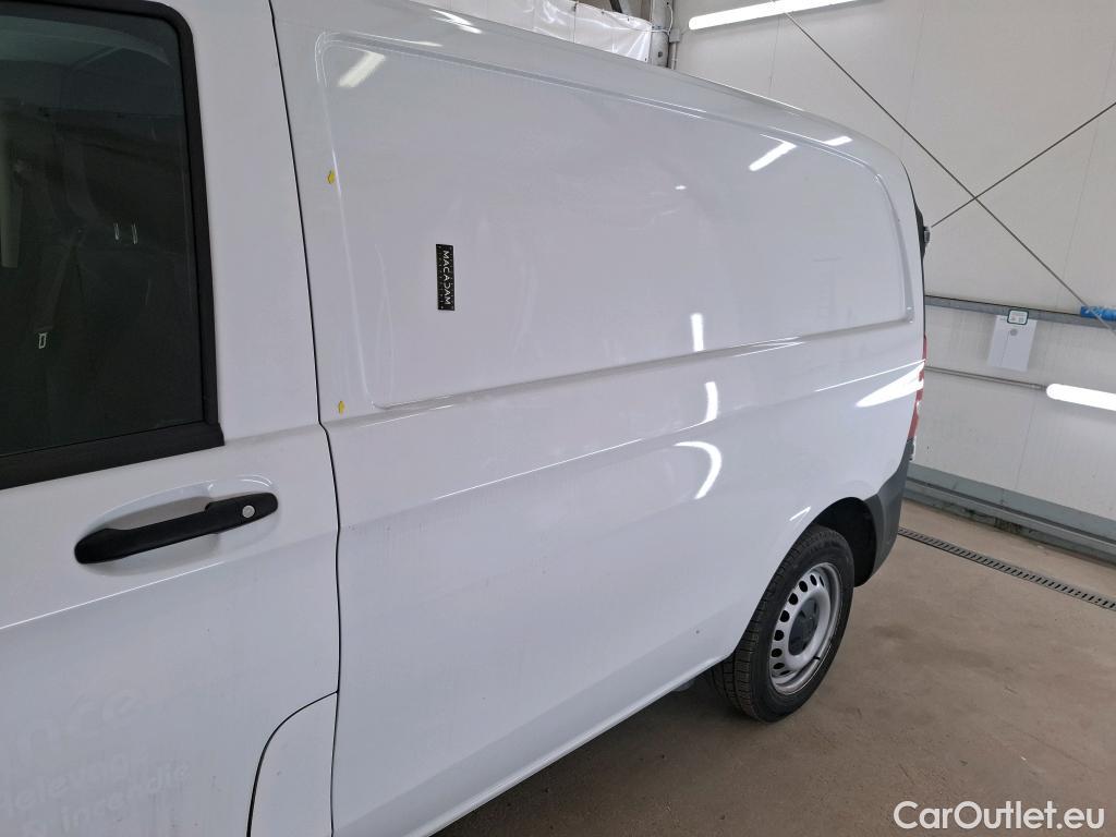  Mercedes  Vito MERCEDES-BENZ  Compact / 2020 / 4P / Fourgon tôlé 114 CDI Compact Pro #7