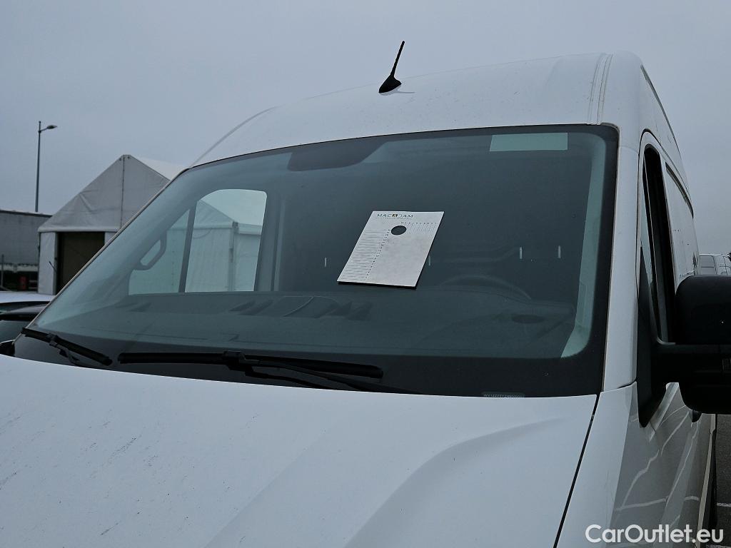  Volkswagen  Crafter  Fourgon Fourgon 30 mittlerer Radstand mit Hochdach FWD 2.0 #3