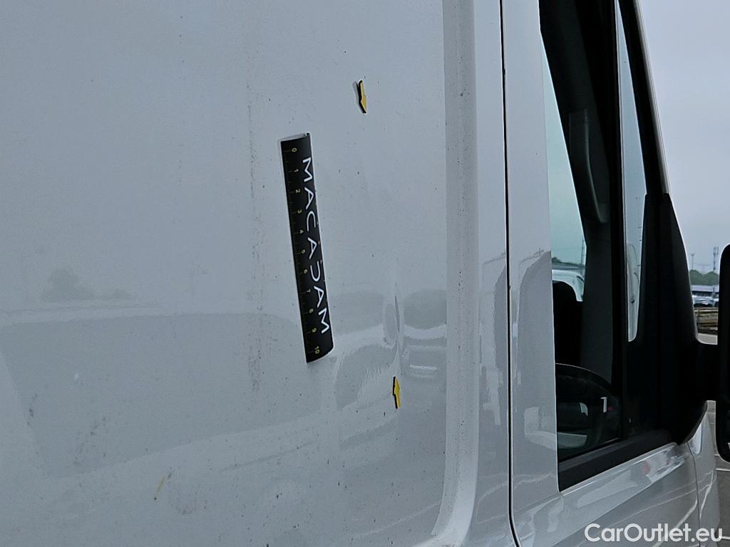 Volkswagen  Crafter  Fourgon Fourgon 30 mittlerer Radstand mit Hochdach FWD 2.0 #39