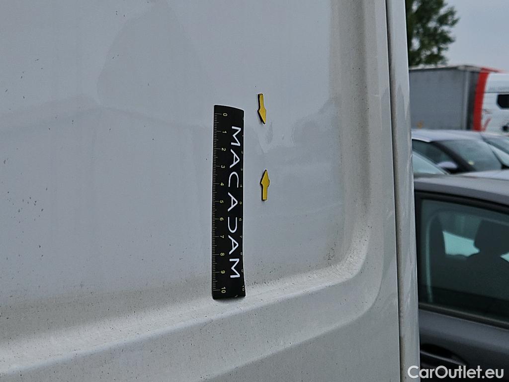  Volkswagen  Crafter  Fourgon Fourgon 30 mittlerer Radstand mit Hochdach FWD 2.0 #53