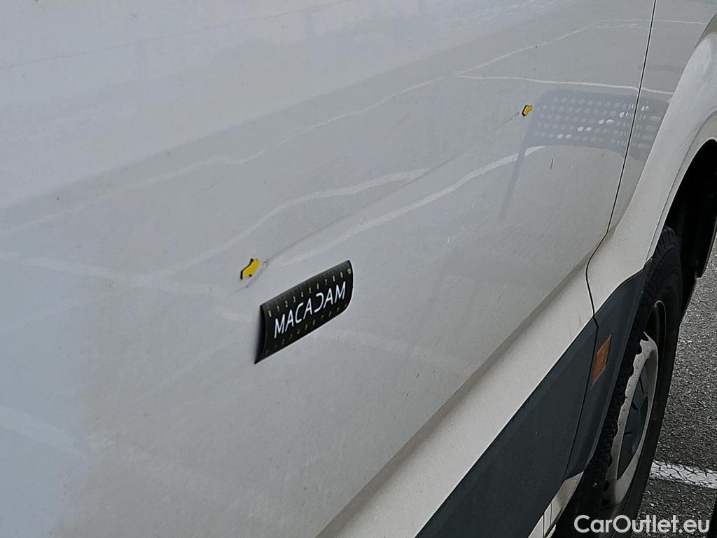  Volkswagen  Crafter  Fourgon Fourgon 30 mittlerer Radstand mit Hochdach FWD 2.0 #8