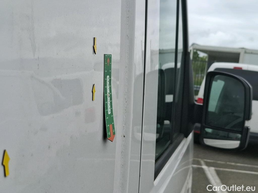  Volkswagen  Crafter  Fourgon Fourgon 30 mittlerer Radstand mit Hochdach FWD 2.0 #58
